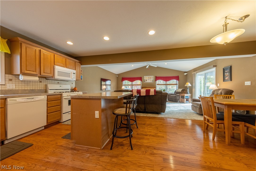 S L Cage Realty Cos Mayfield - Residential