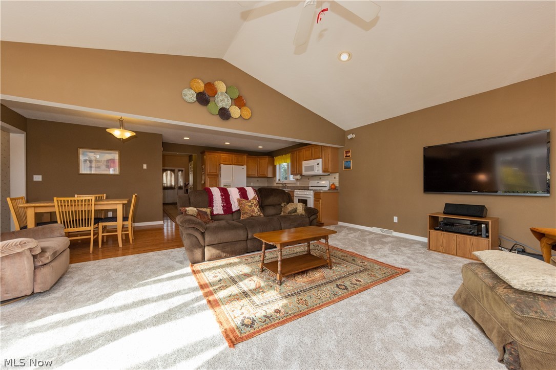 S L Cage Realty Cos Mayfield - Residential