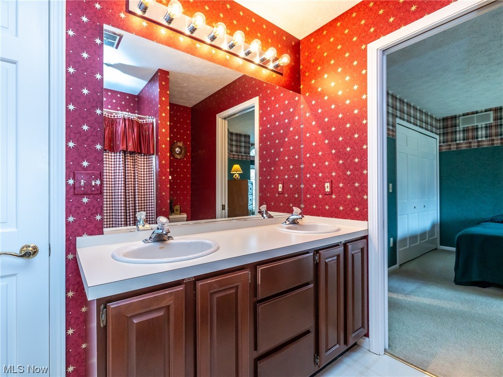 Bristol Pointe - Residential