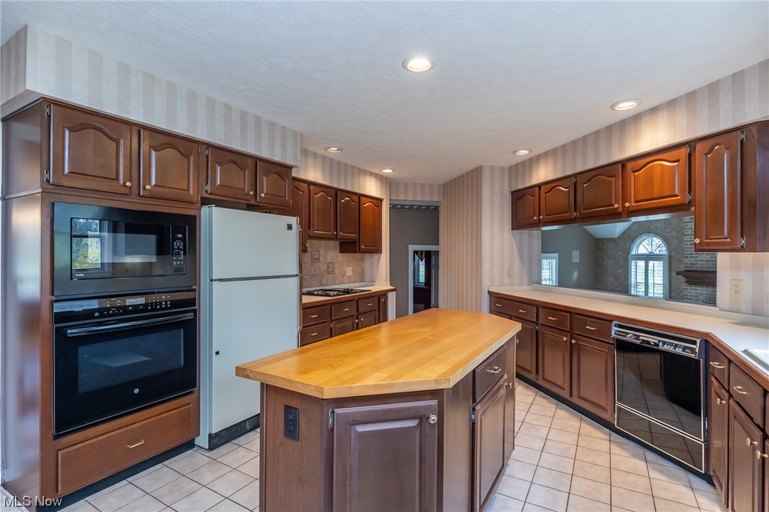 Bristol Pointe - Residential