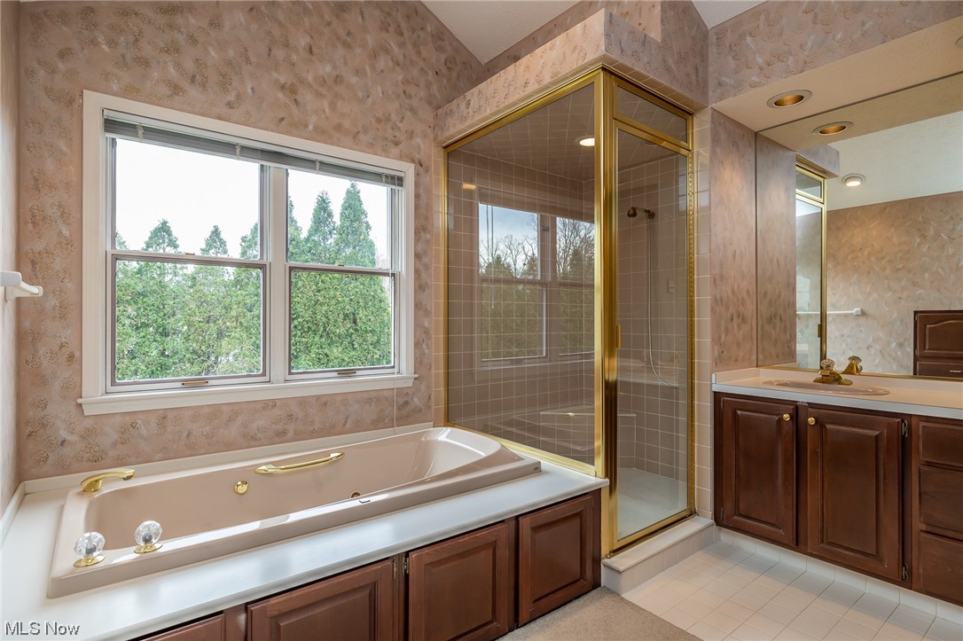 Bristol Pointe - Residential