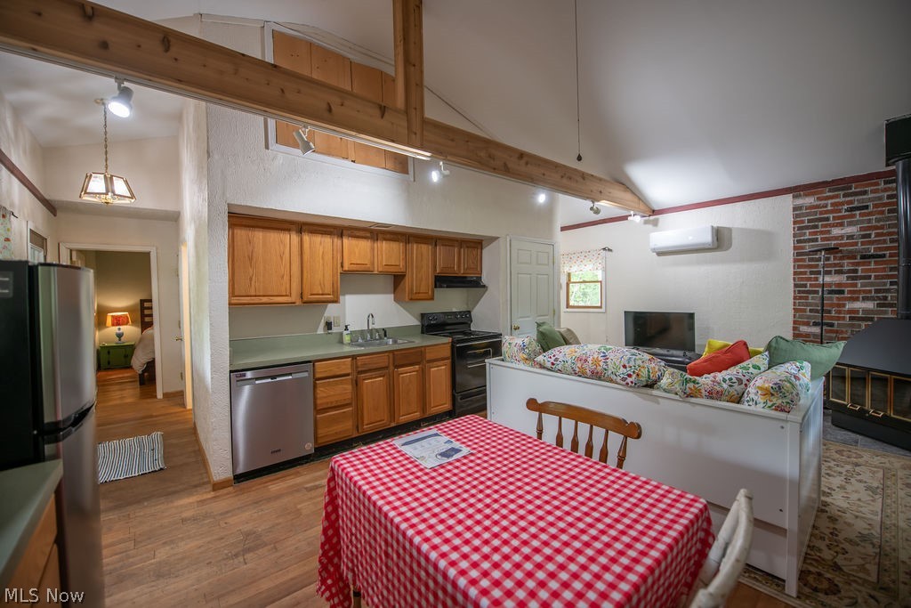Atwood Pines 05 - Residential