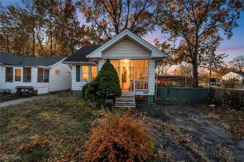 20663 Woodstock Avenue Fairview Park OH 44126