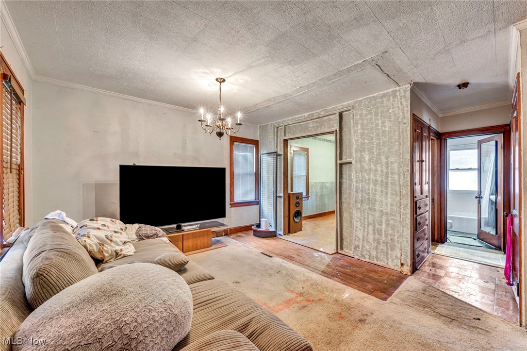 20663 Woodstock Avenue