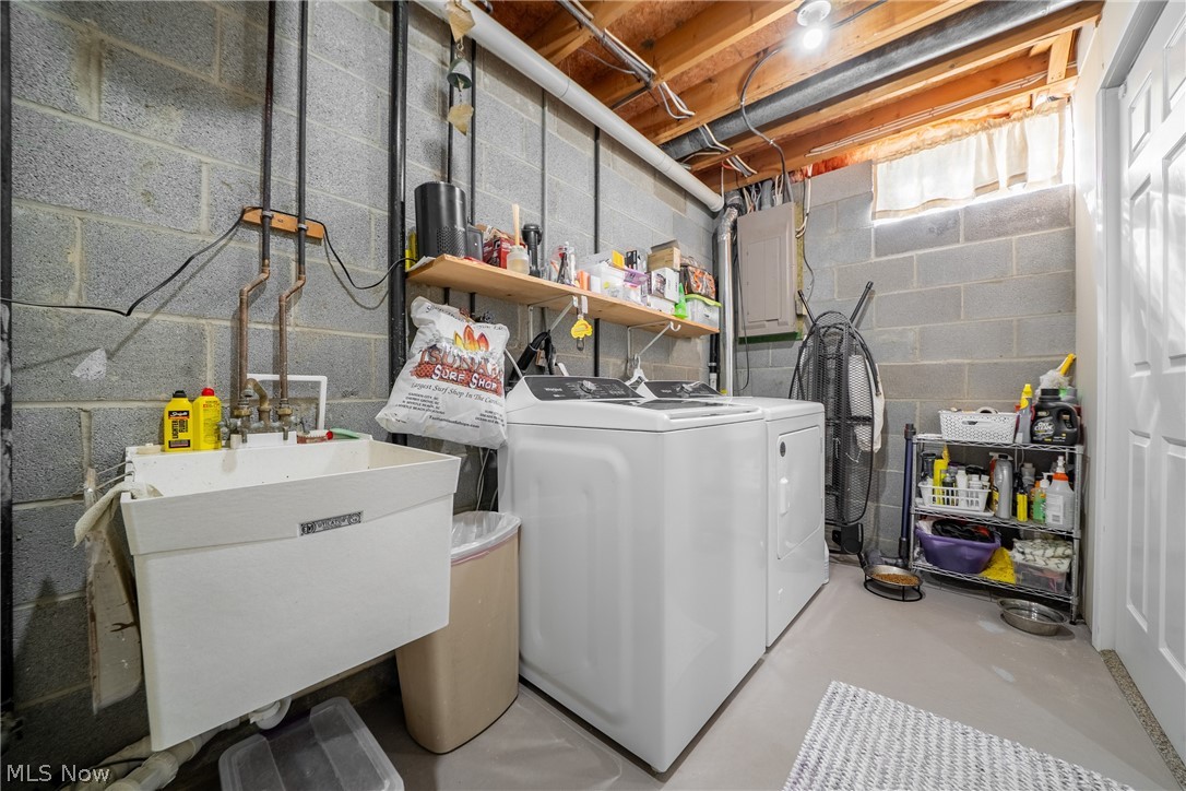 Lear West Estates - Residential