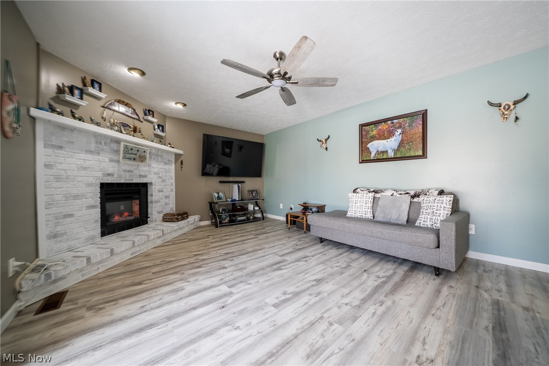 Lear West Estates - Residential