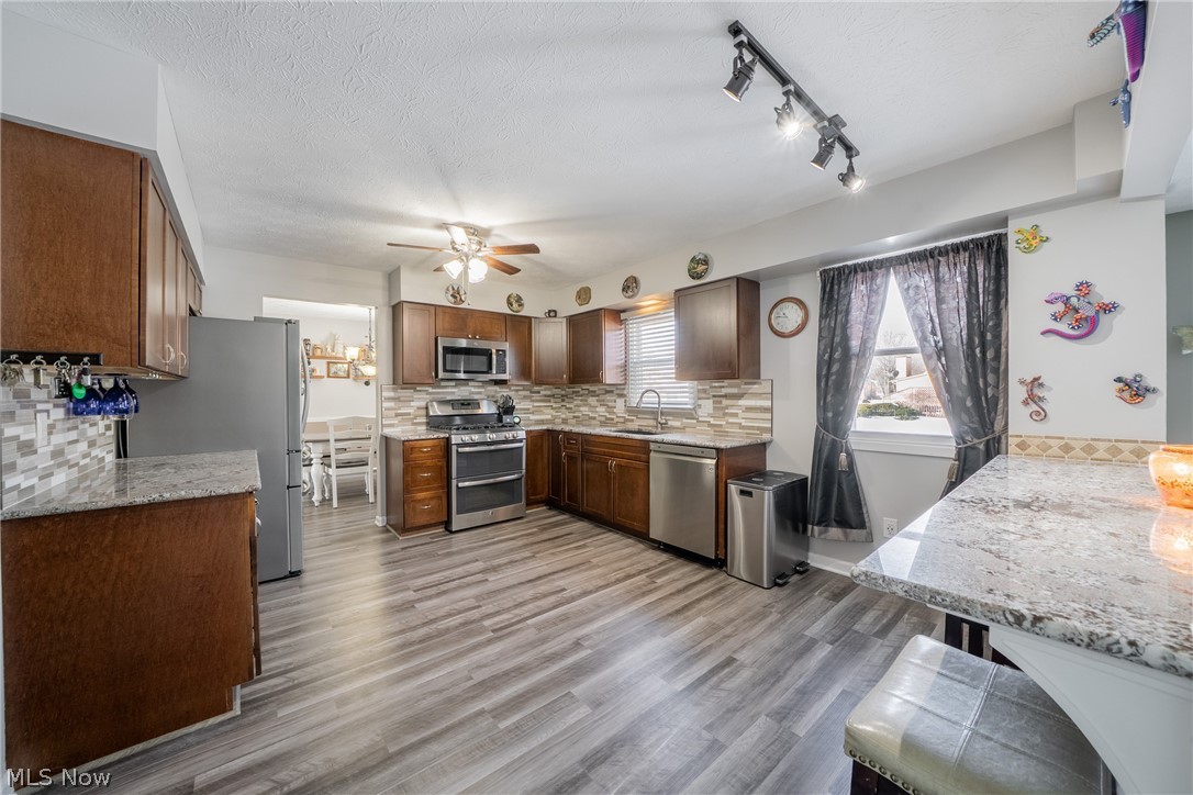 Lear West Estates - Residential