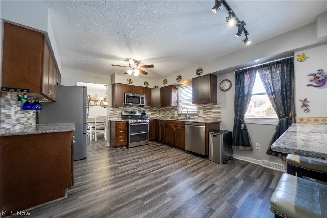 Lear West Estates - Residential