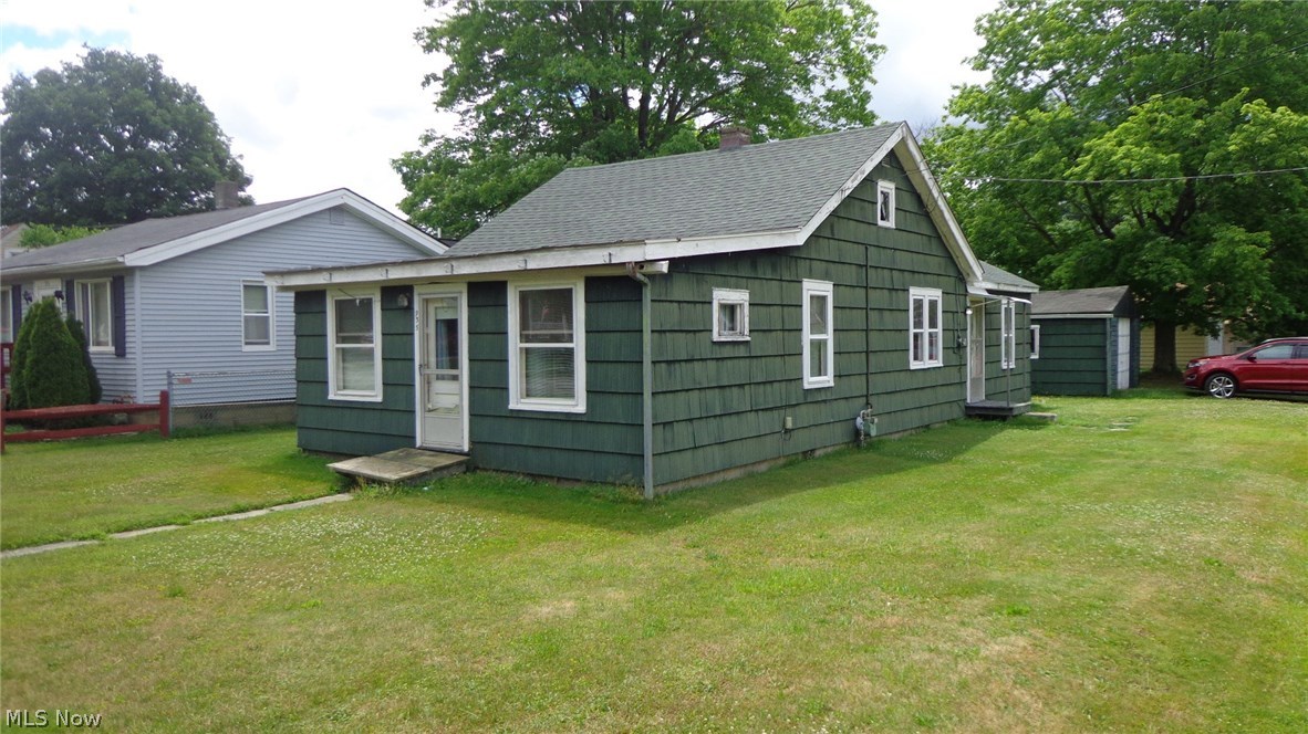 Where else can you be in Aurora for this price! Nicely located near restaurants and golf courses this house would could be an investment, a downsize opportunity for a "Snow Bird", or a first time home. This is an Estate Sale and being sold AS-IS and family will make no repairs however the roof is under 5 years of age and it comes with all appliances. There is hardwood floors under all the carpet and linoleum throughout the house. The laundry has a concrete floor in the back room of the house and with a few updates this house could double in value. Come take a look today before it's gone.