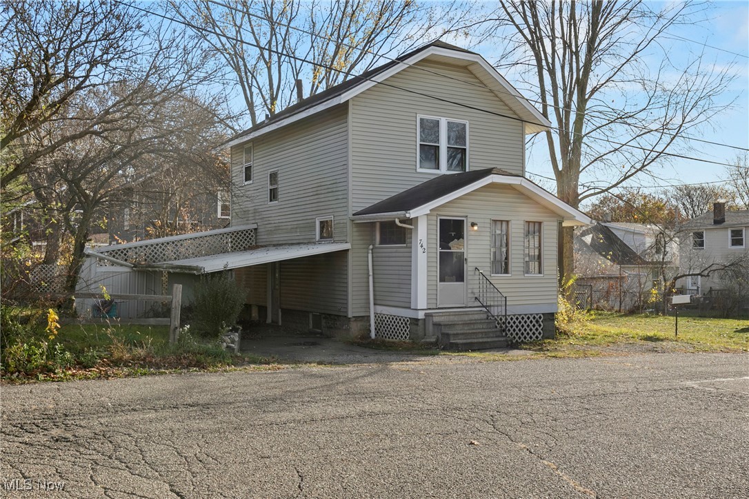 742 Dewalt Street, Massillon, Ohio image 3