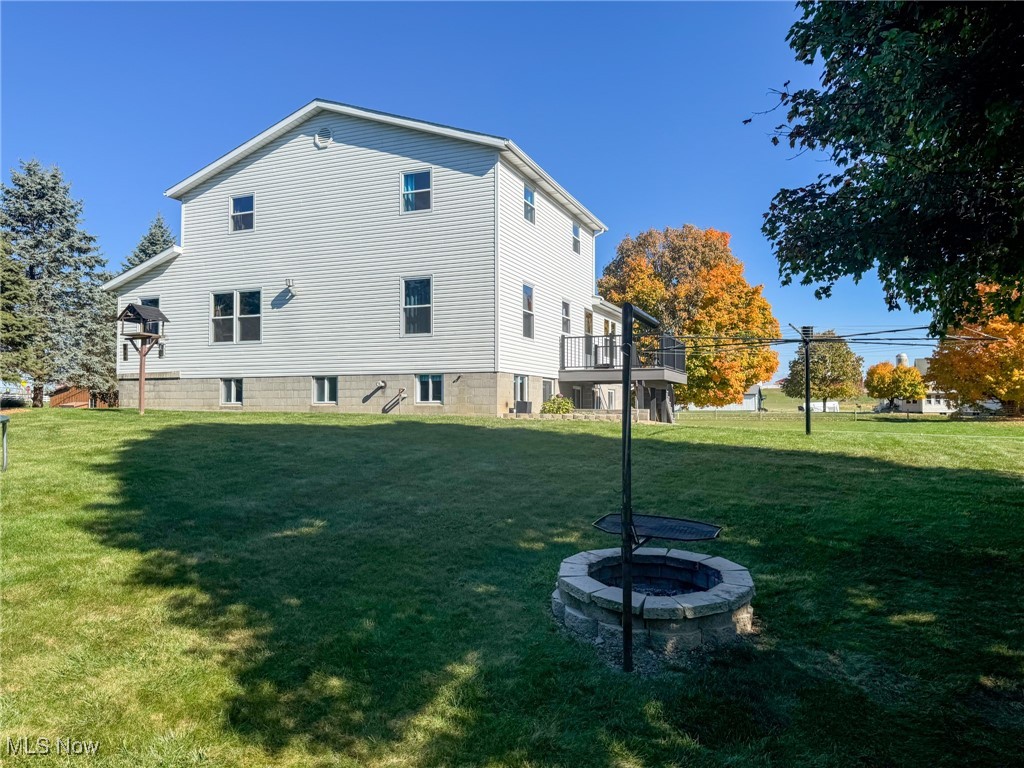 8495 Mount Hope Road, Apple Creek, Ohio image 9