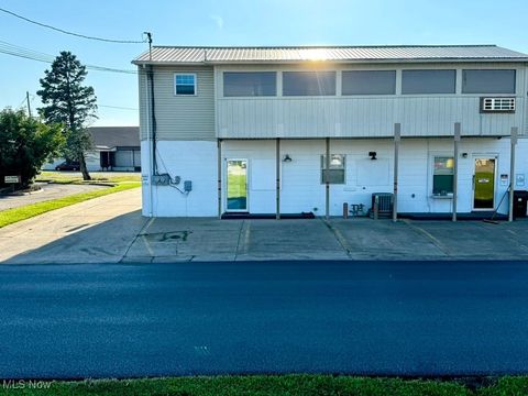 Multifamily For Sale - 209 Lee Street<br/> Belpre, OH 45714