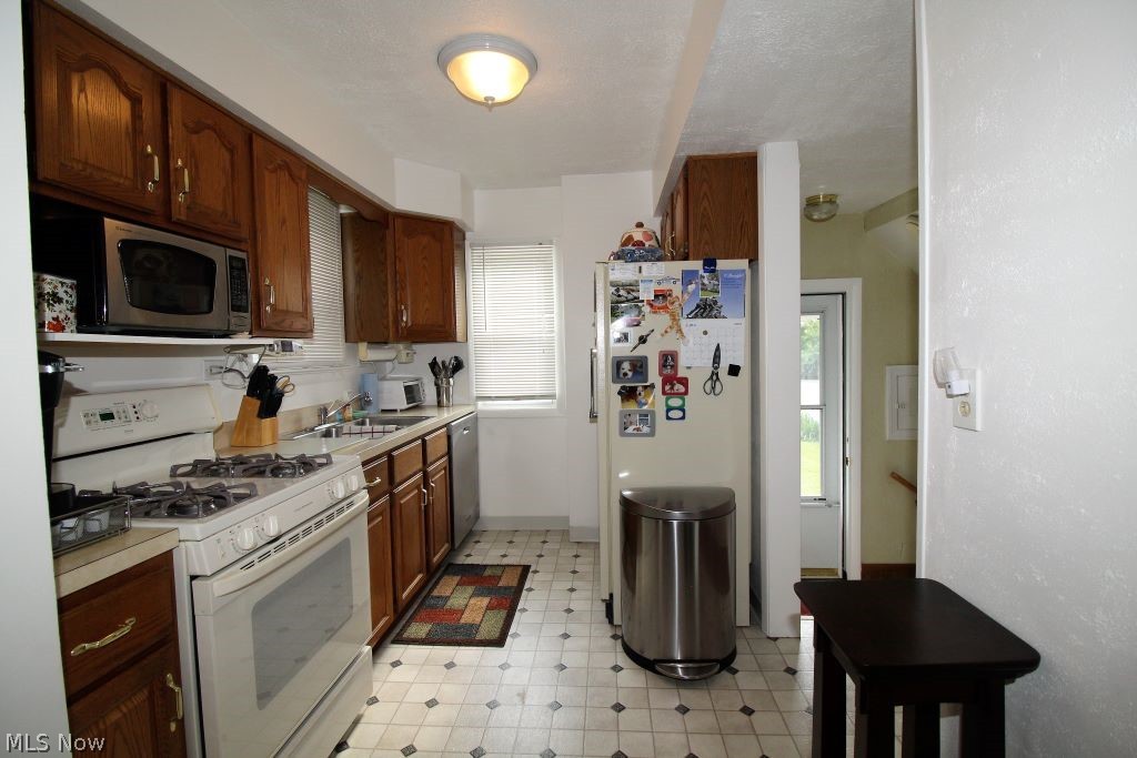 Berkshire Heights Sub/M Helpers - Residential