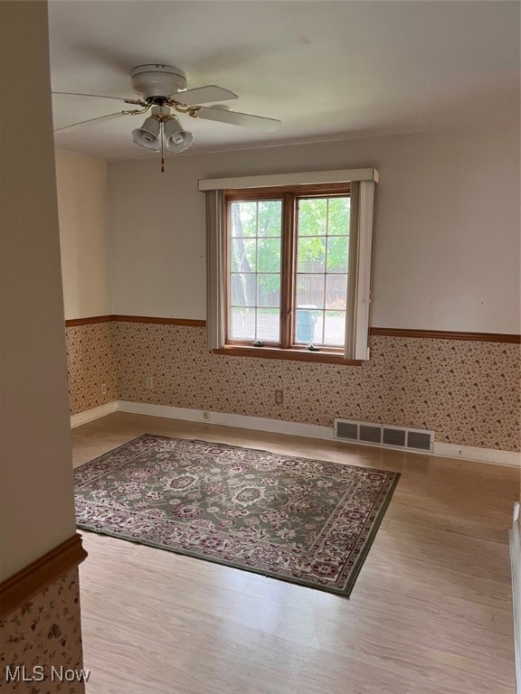 Je Reeves Add 05 - Residential