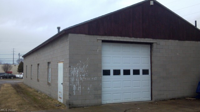 Range - Commercial Lease