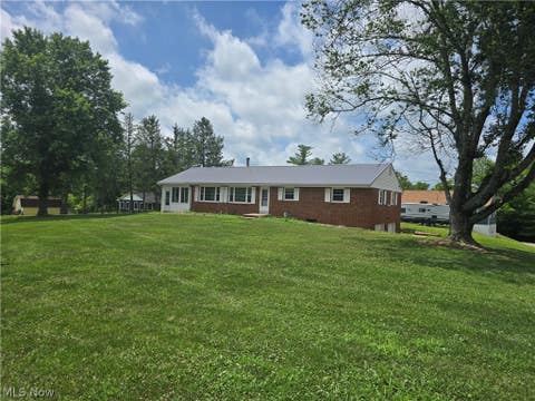 Homes For Sale - 3597 N Button Drive<br/> Morgan County, Mcconnelsville, OH 43756