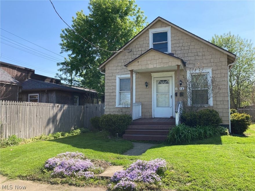 Investors-Landlords. Here is a great opportunity to add to your portfolio!  Property sold AS IS, Seller will make no repairs. Roof new in 2021.