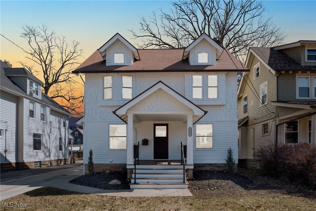 1527 Mars Avenue, Lakewood, Ohio image 1