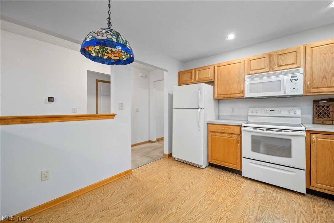 Abbe Glen Condo - Residential