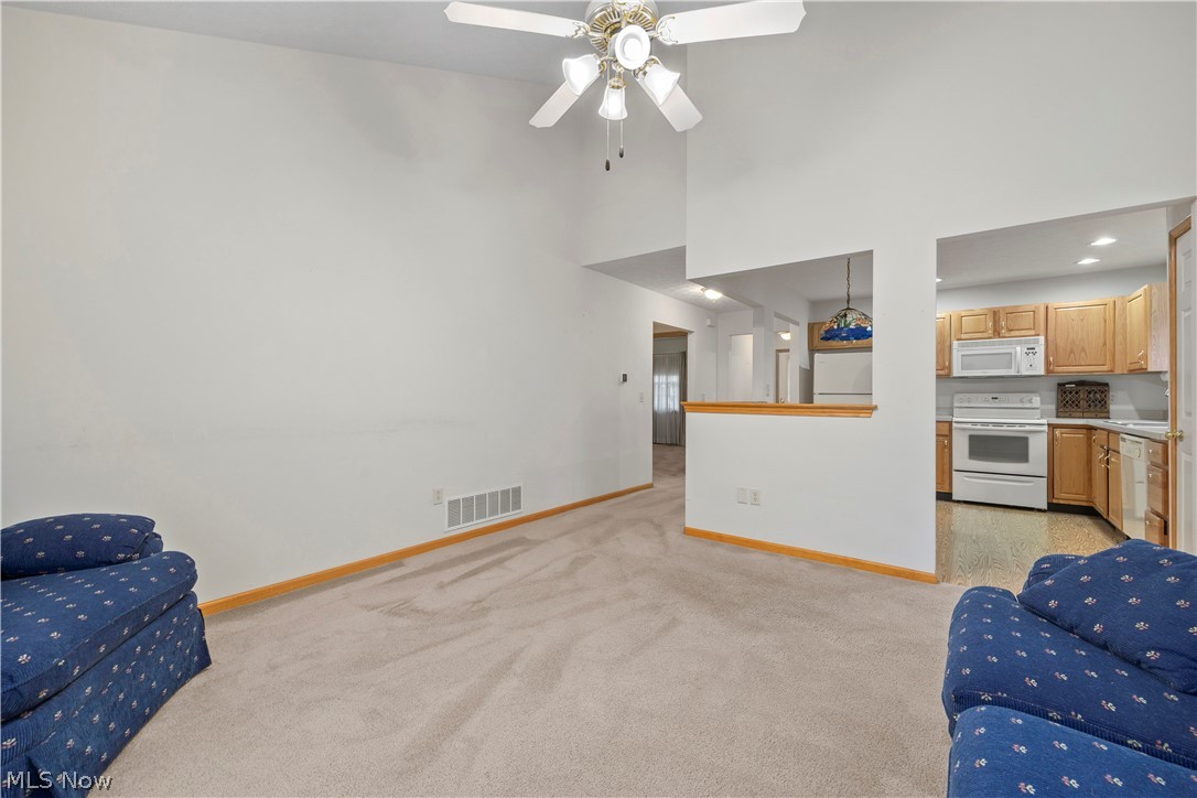 Abbe Glen Condo - Residential