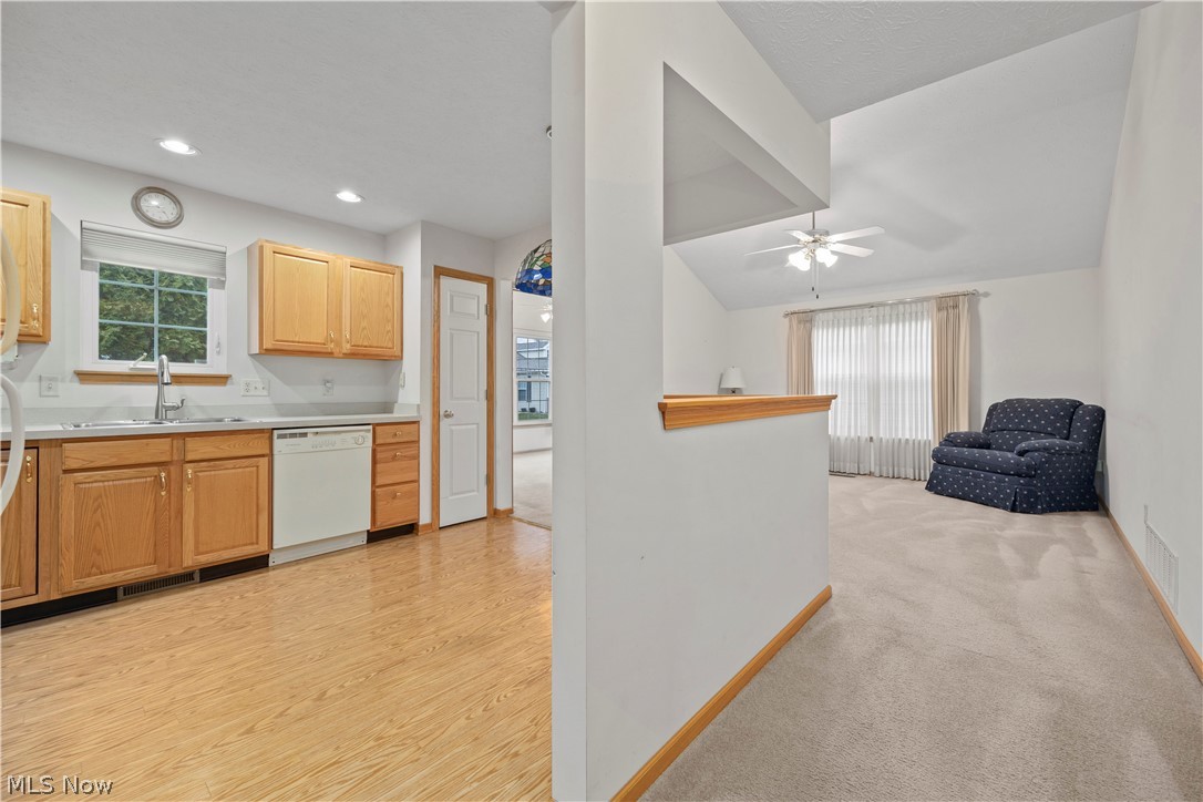 Abbe Glen Condo - Residential