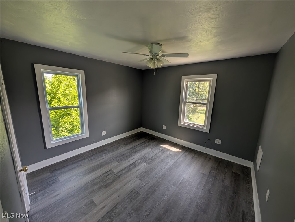 908 W 8th Street, Lorain, Ohio image 12