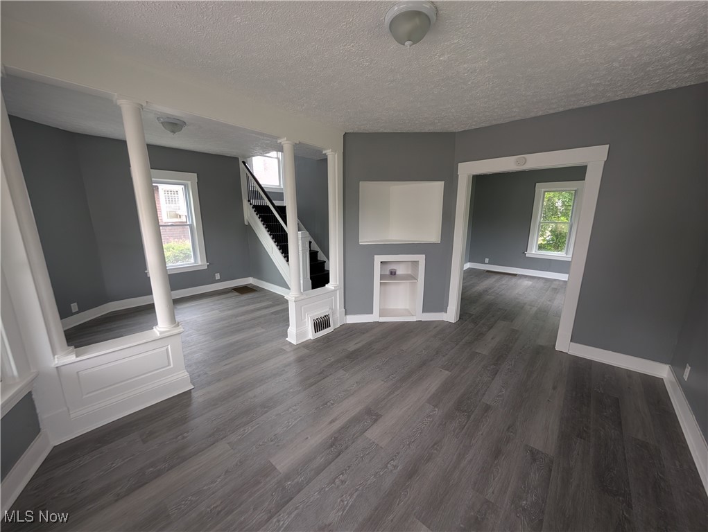 908 W 8th Street, Lorain, Ohio image 4