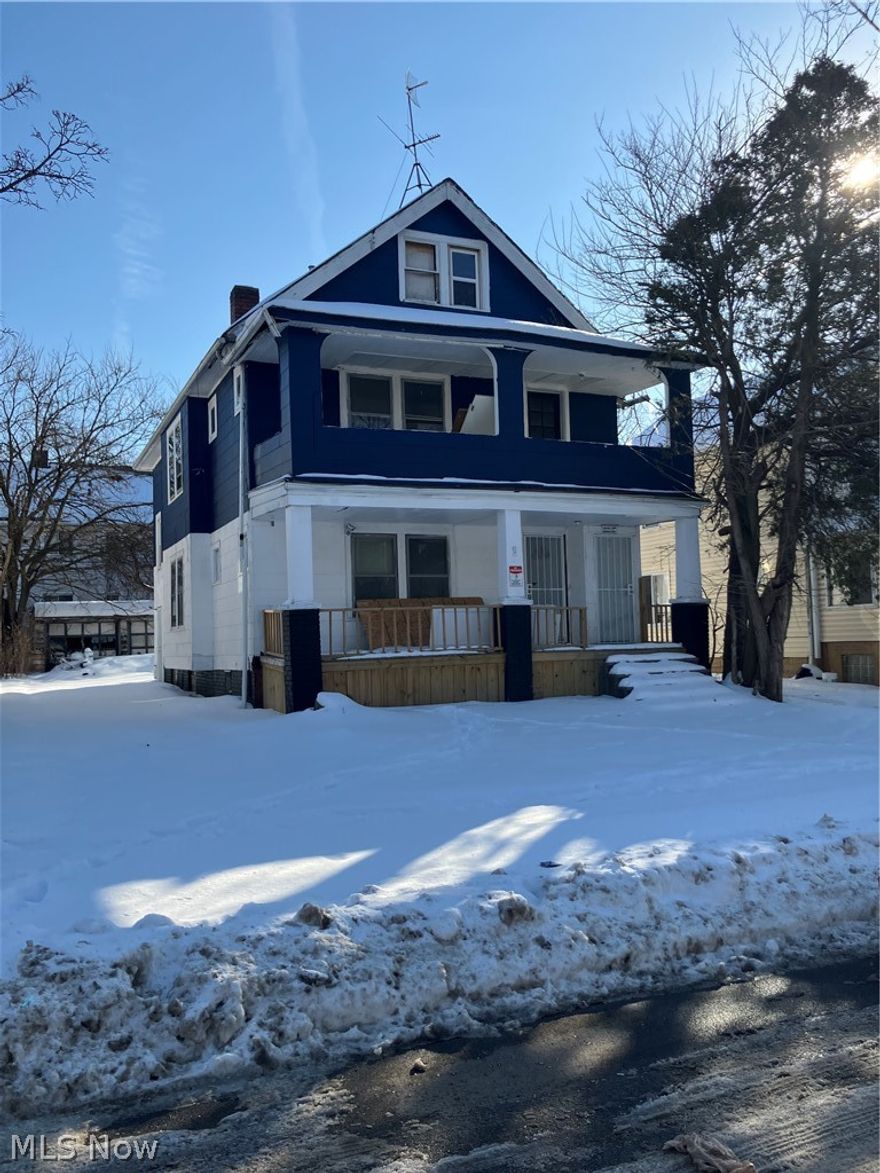 AUCTION! SUBMIT OFFERS NOW! Auction Start date 2-12-26, Auction end Date 3/27/2026 10:00 AM, Bids are reviewed daily, and offer may be accepted at any time, Submit Offers Now to Auctioneer Marco Marinucci because the Seller can Sell before the Auction end Date. BID minimum increments of $3500.00. Call Auctioneer for the Current High Bid. Auction may be extended if the Seller doesn't accept an offer by the Auction Date of 3-27-26. Sold as-is, 1860 sqft, 4 bed ans 2 barg duplex, Fixer upper, duplex is condemned by the city of Cleveland, please sign hold harmless