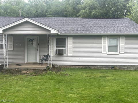 Homes For Sale - 1352 Heaton Boulevard<br/> Niles, OH 44446