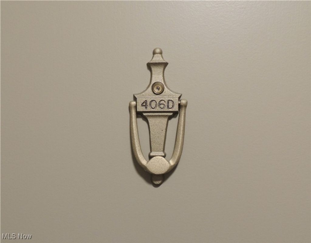 Photo of 3070 Kent Road #406, Stow, OH 44224 (MLS # 5178242)