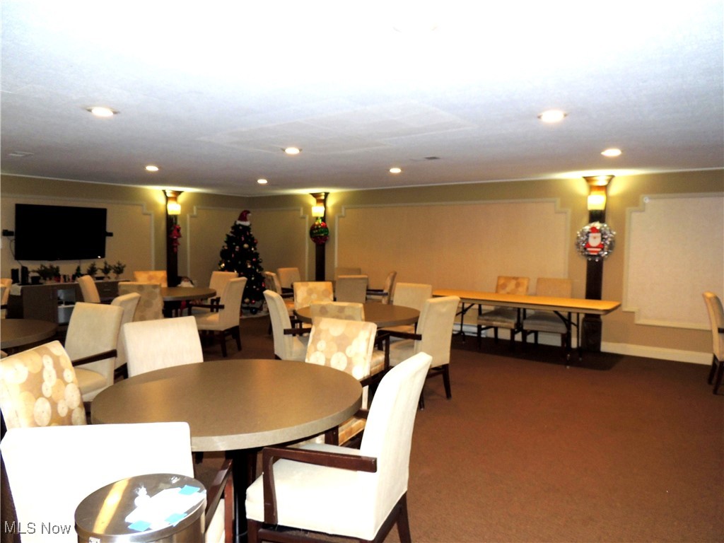 Silver Lake Towers Condo - Residential