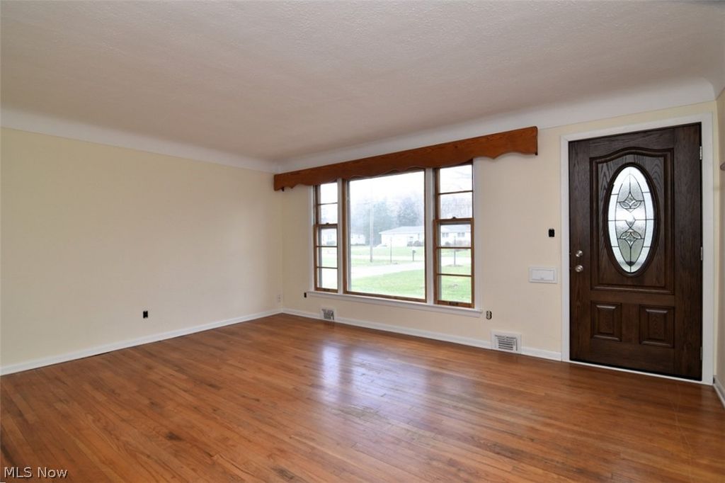 Photo of 10881 Gregory Lane, North Royalton, OH 44133 (MLS # 5193959)