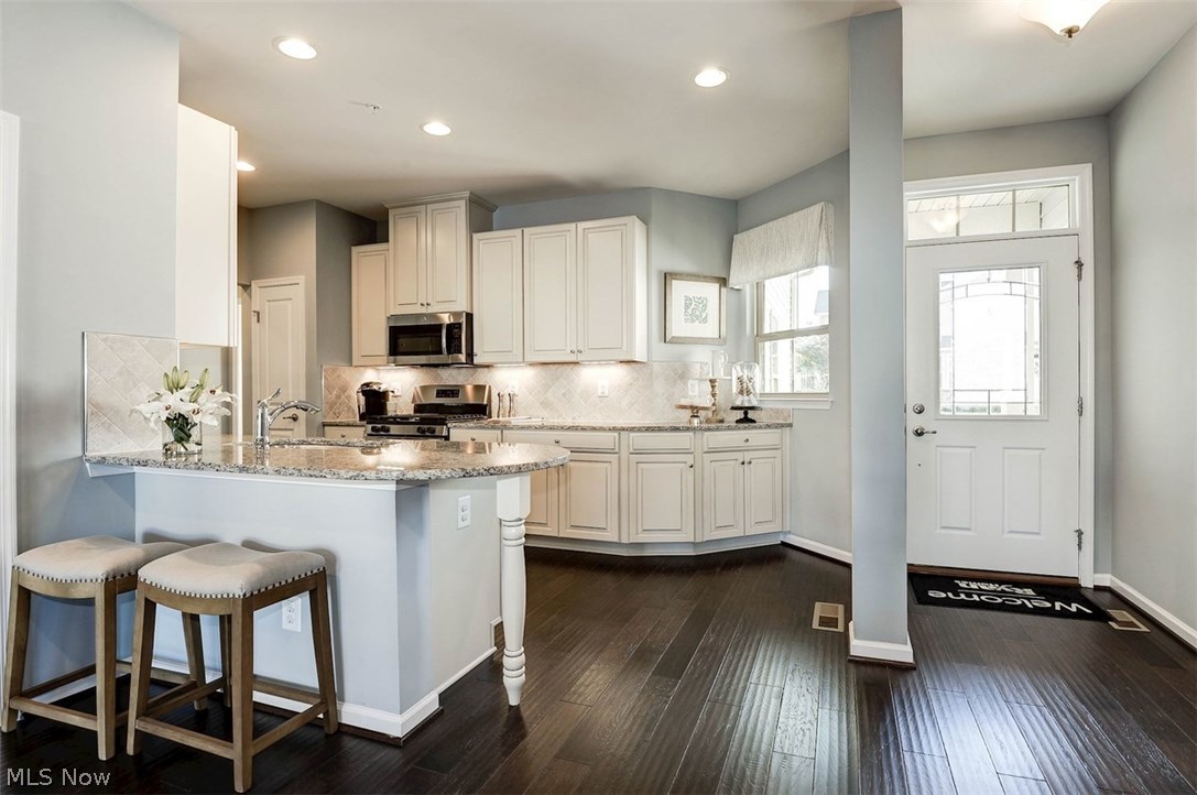 Grey Hawk - Residential