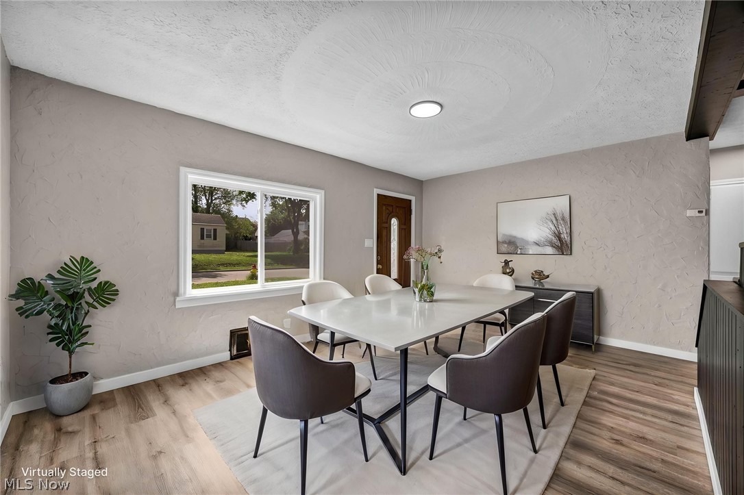 Knollwood - Residential