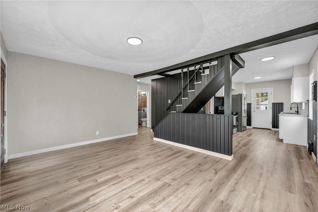 Knollwood - Residential