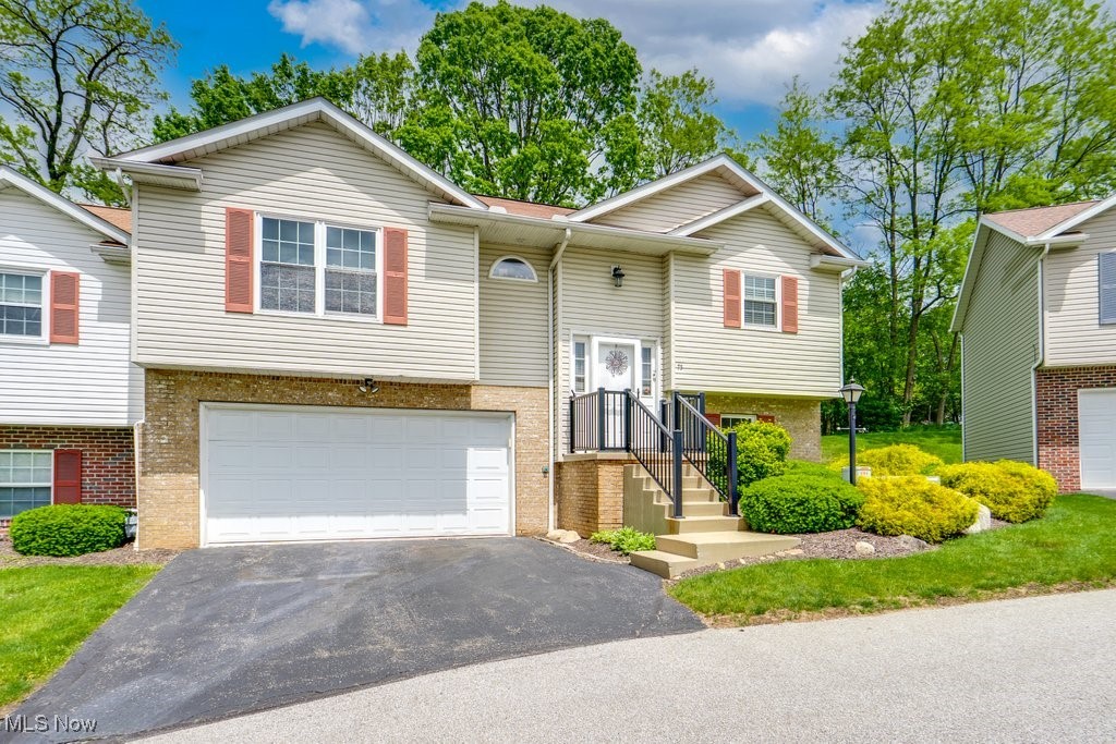 75 River Ridge Lane, Munroe Falls, Ohio image 3
