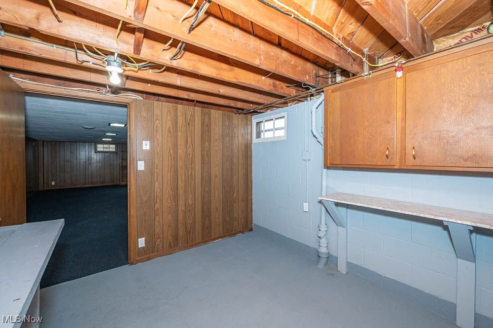 742 Devitt Avenue, Campbell, Ohio image 29
