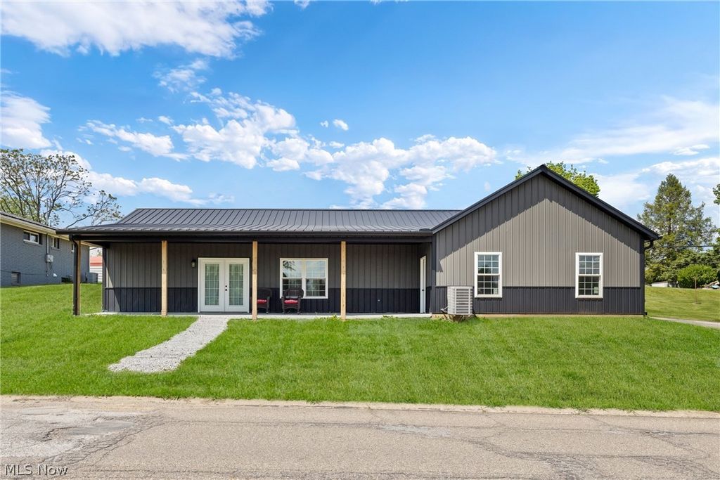 Photo of 110 Carlisle Avenue, Mingo Junction, OH 43938 (MLS # 5211669)