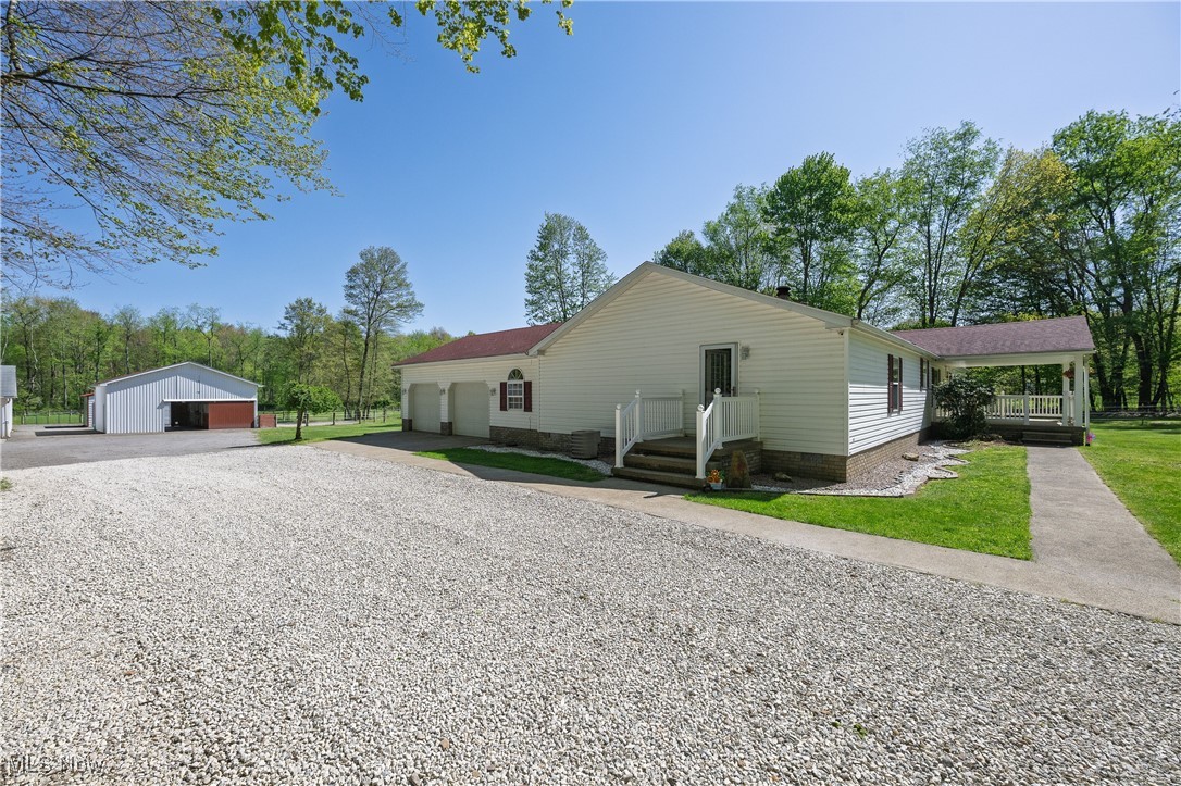 8541 Lee Road, Malvern, Ohio image 5