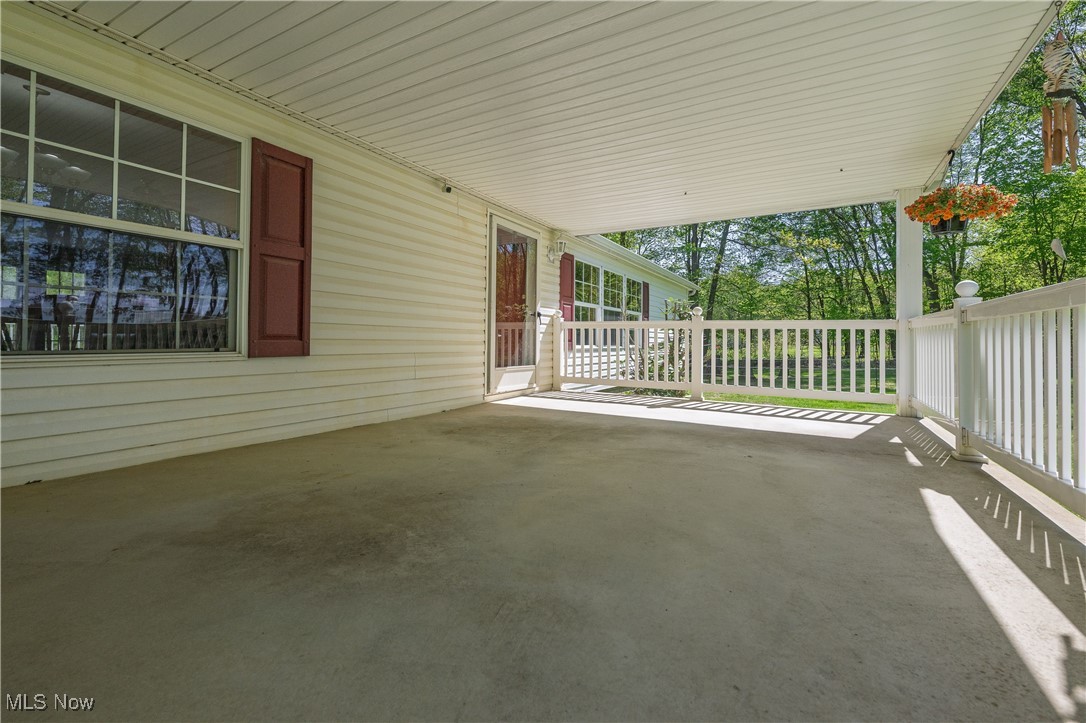 8541 Lee Road, Malvern, Ohio image 3