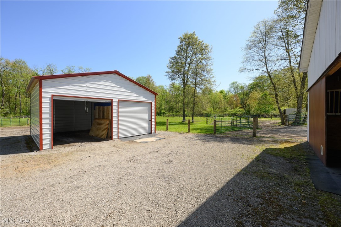 8541 Lee Road, Malvern, Ohio image 19