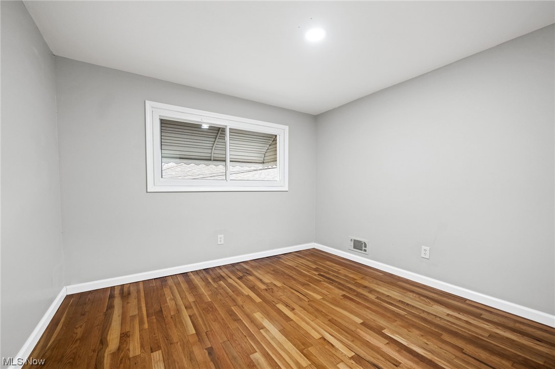 Royal Park - Residential