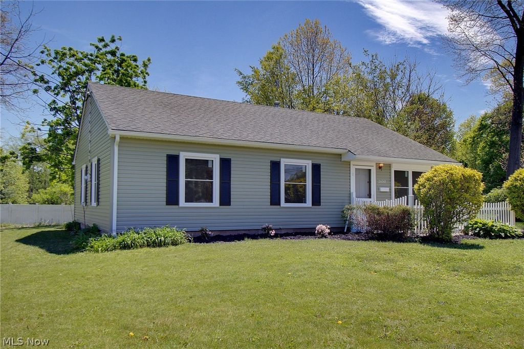 Photo of 2650 Center Avenue, Alliance, OH 44601 (MLS # 5210754)