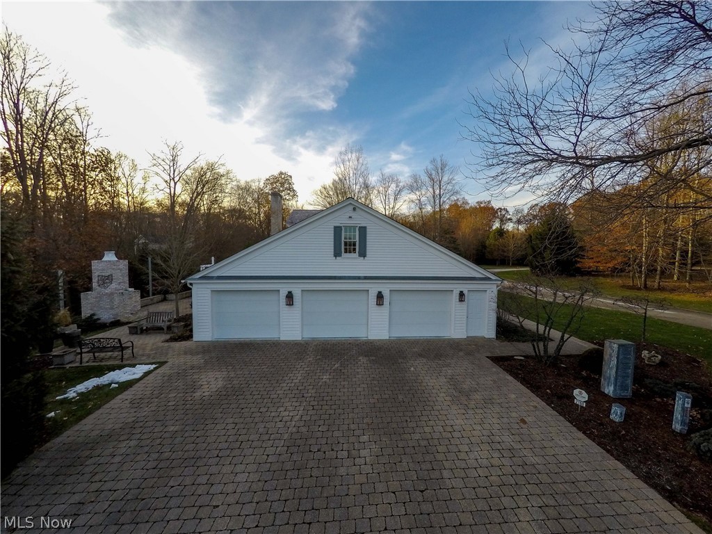 Founders Glen 1 - Residential