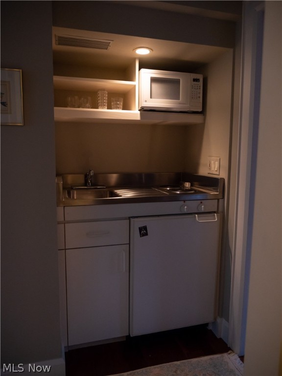 Founders Glen 1 - Residential