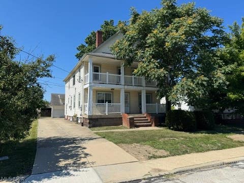 Multifamily For Sale - 1370 Bellview Street<br/> Wickliffe, OH 44092