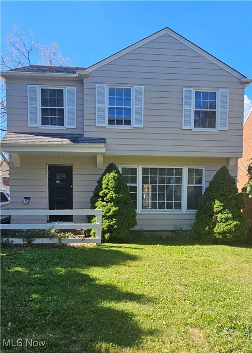 Investors dream. Priced to sell. It needs total renovation. Being sold AS-IS and buyer is responsible for city POS violations. Property is pending a short sale. I will not be representing any investors. Please have your agent set up a showing and represent you. NO DUAL AGENCY. NO WHOLESALE OFFERS AND OR ASSIGNMENT OF CONTRACTS