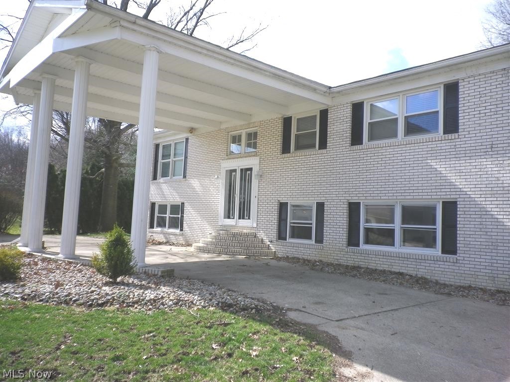 Prestwick Condo - Residential