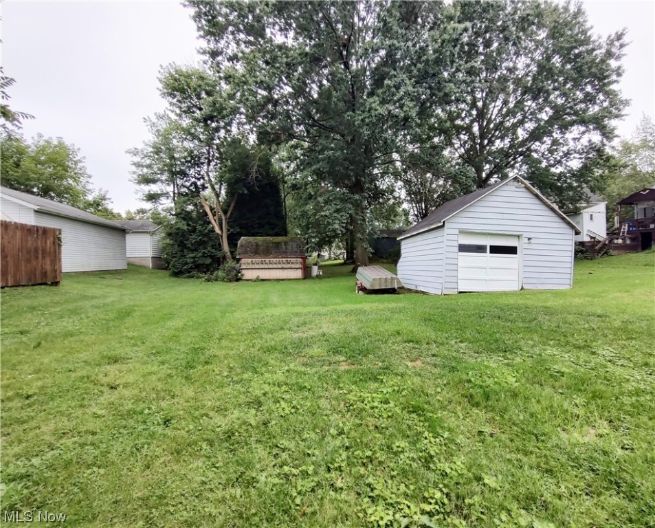 L W Halls Add - Residential