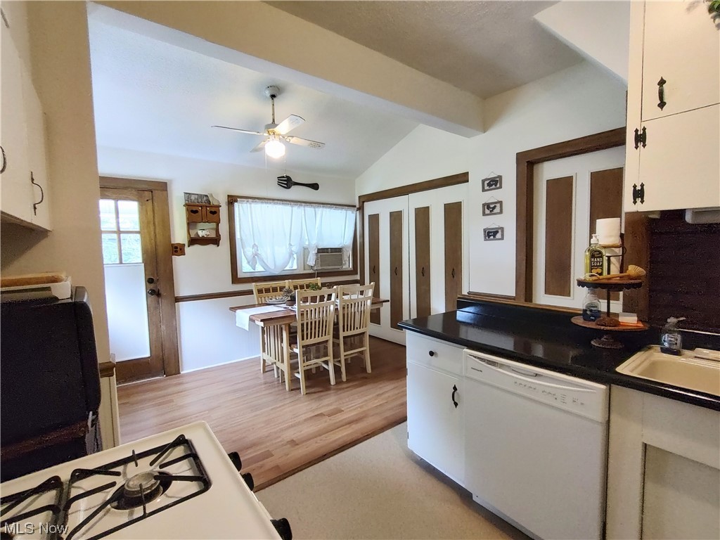 L W Halls Add - Residential